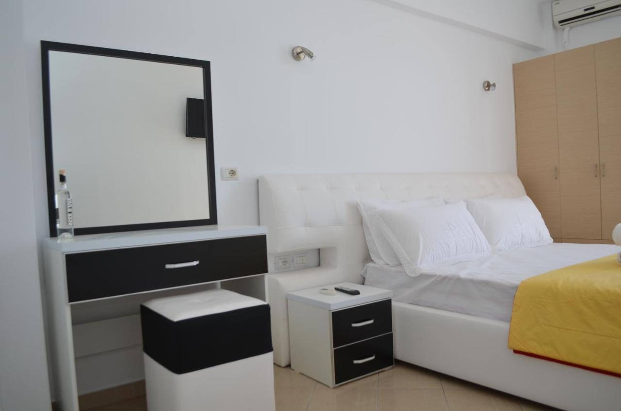 Noah Apartaments Sarandë Exterior foto