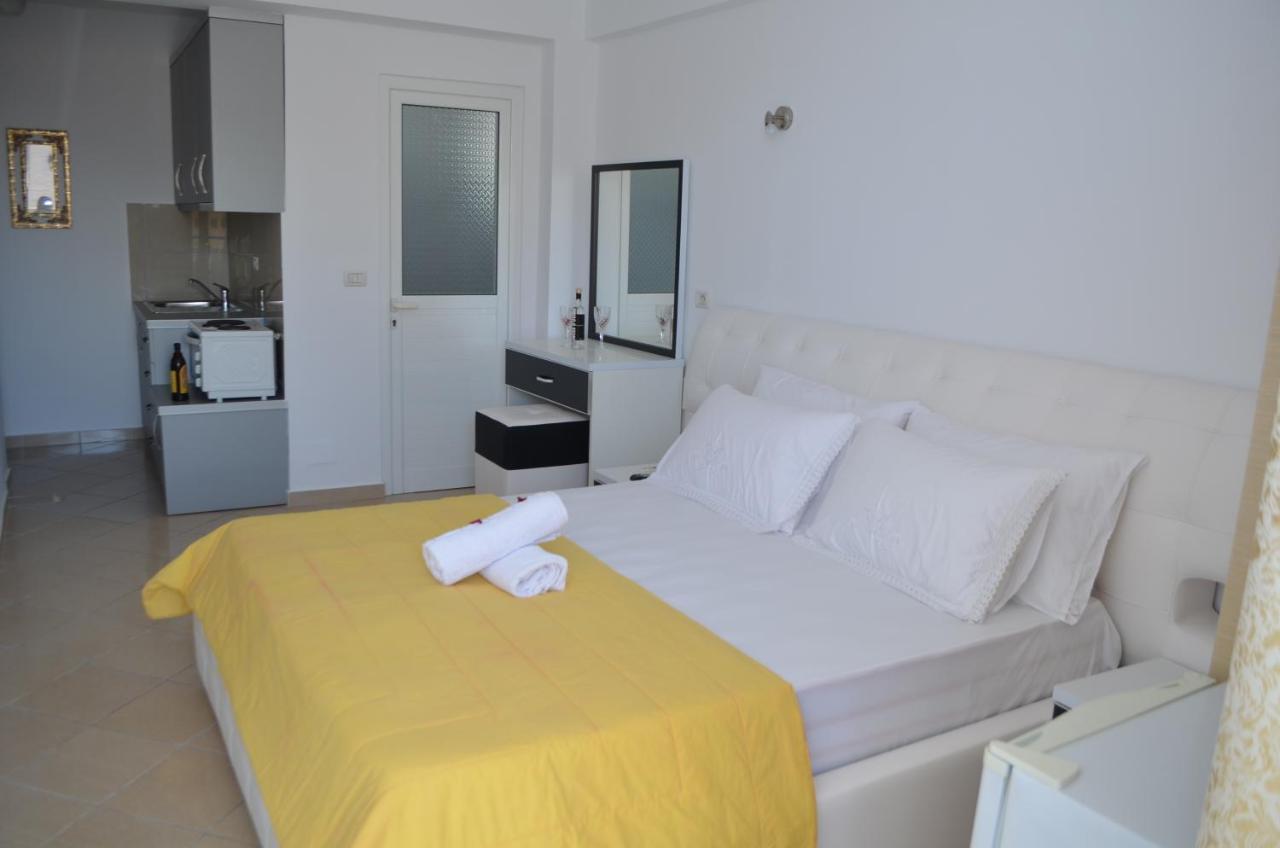 Noah Apartaments Sarandë Exterior foto