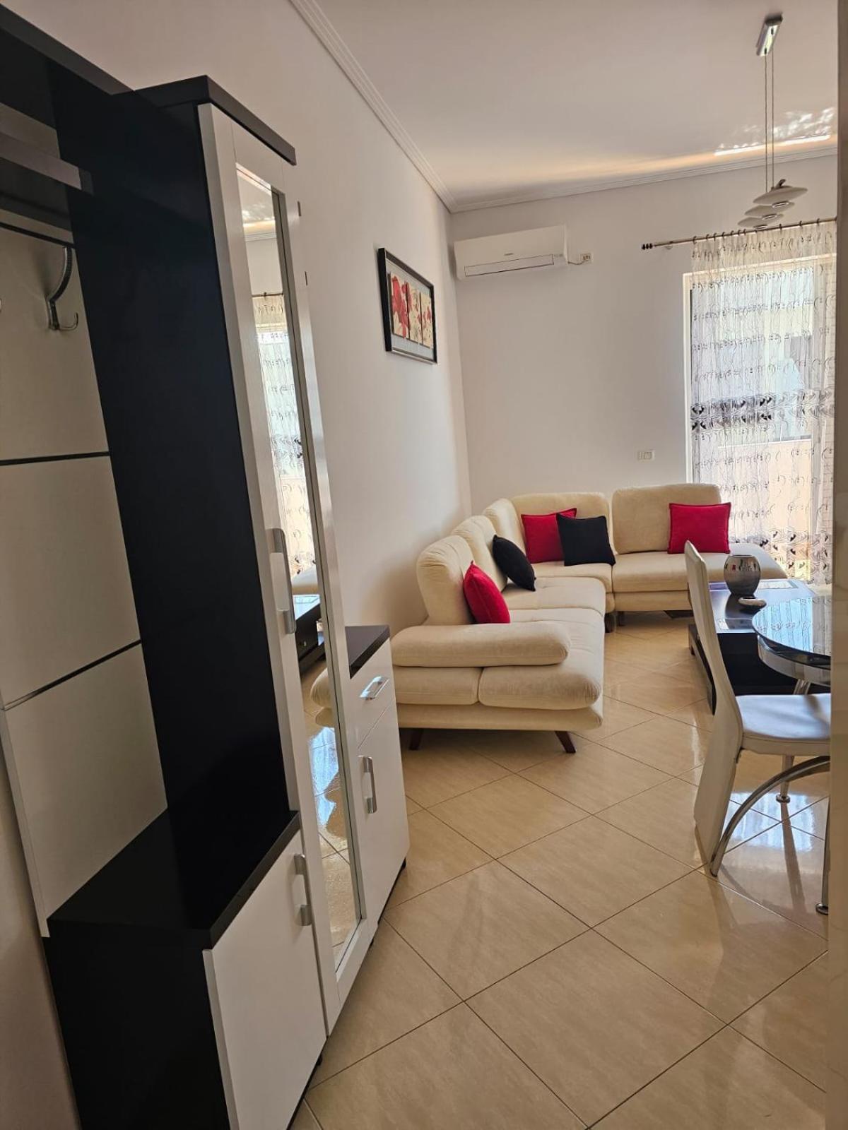 Noah Apartaments Sarandë Exterior foto